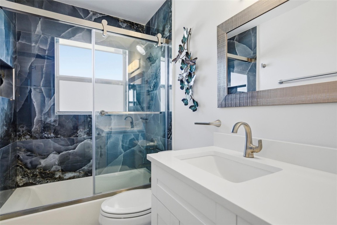 HAWTHORNE BAY - Residential