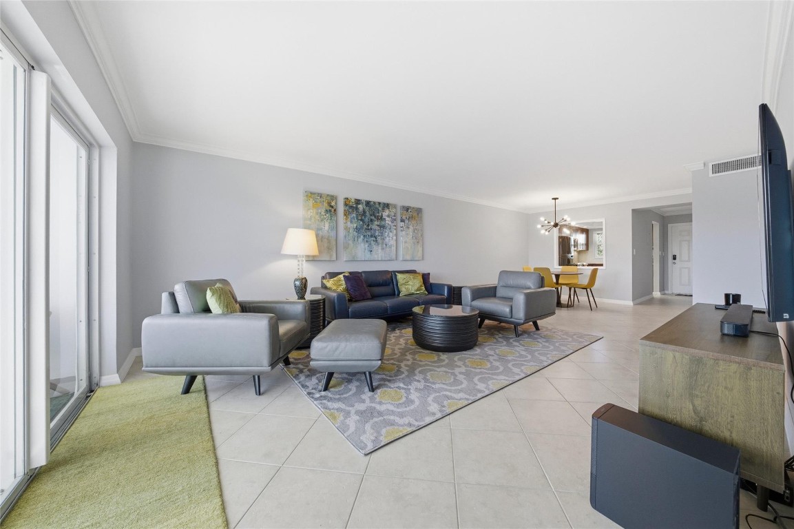 HAWTHORNE BAY - Residential