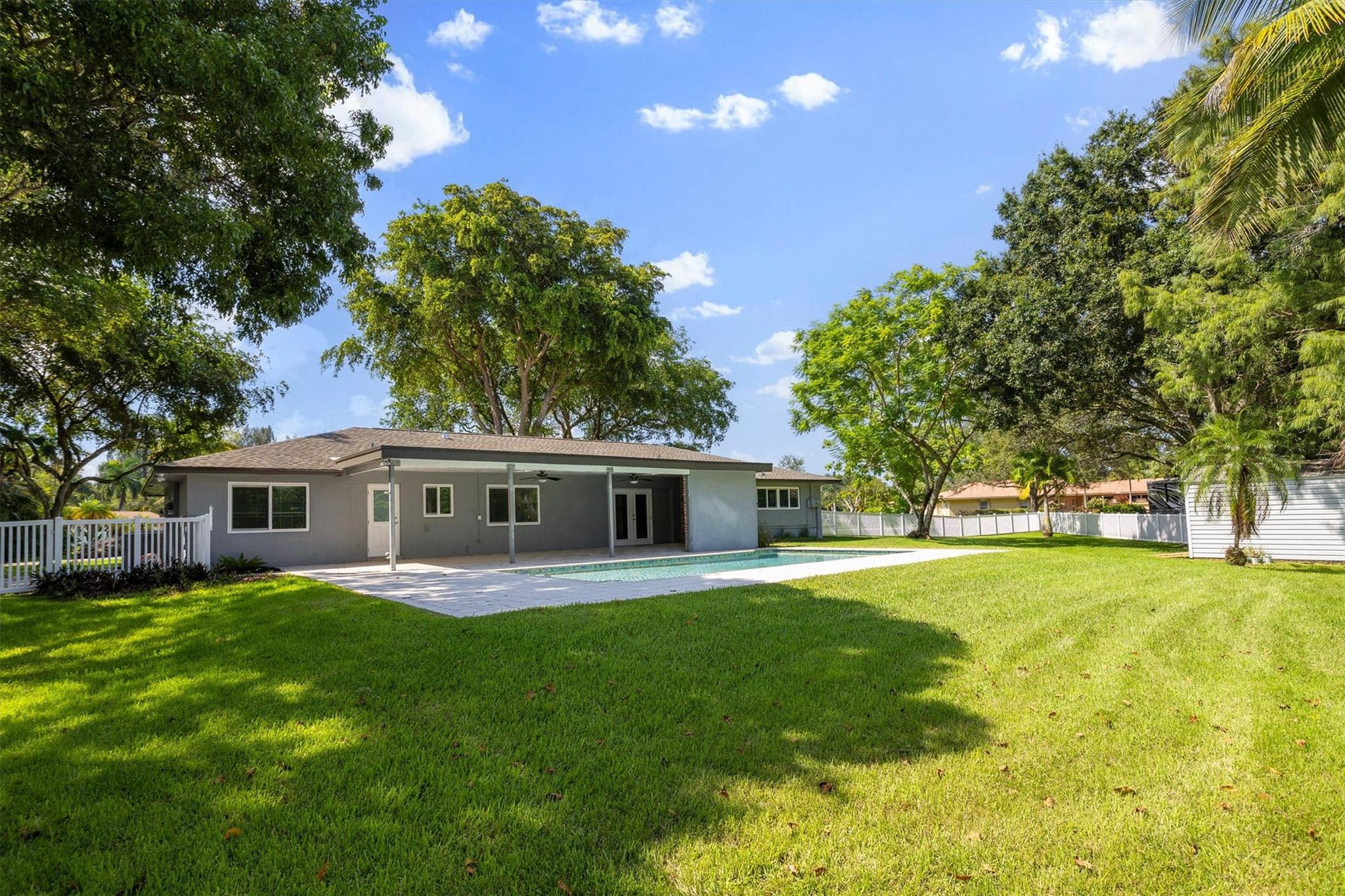 MARTHA BRIGHT FARMS - Residential