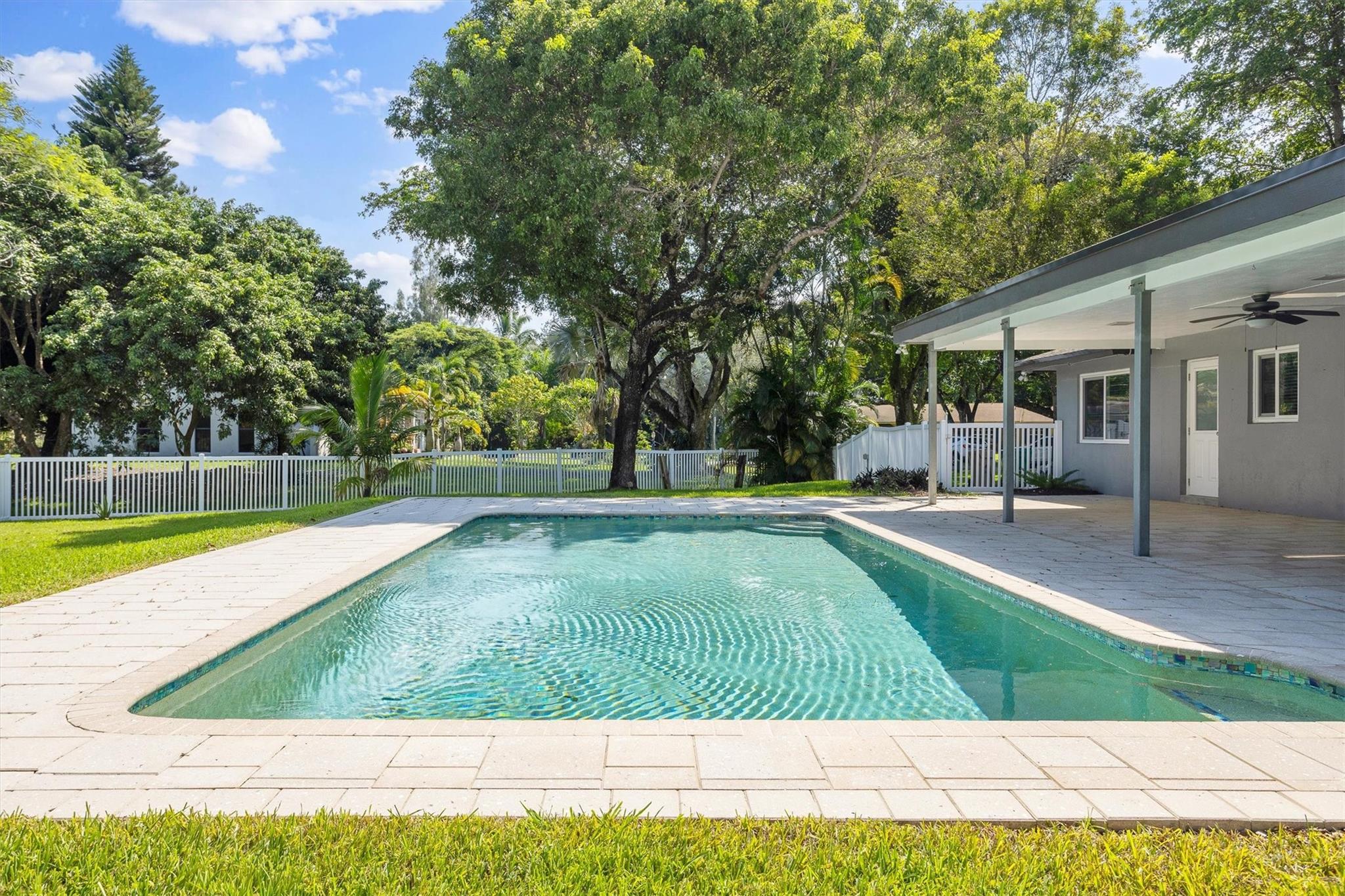 MARTHA BRIGHT FARMS - Residential