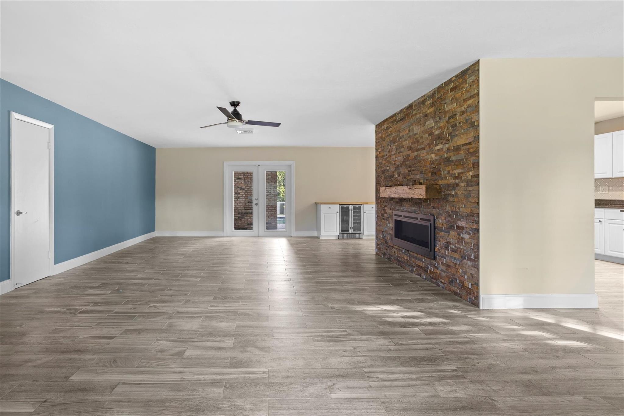MARTHA BRIGHT FARMS - Residential