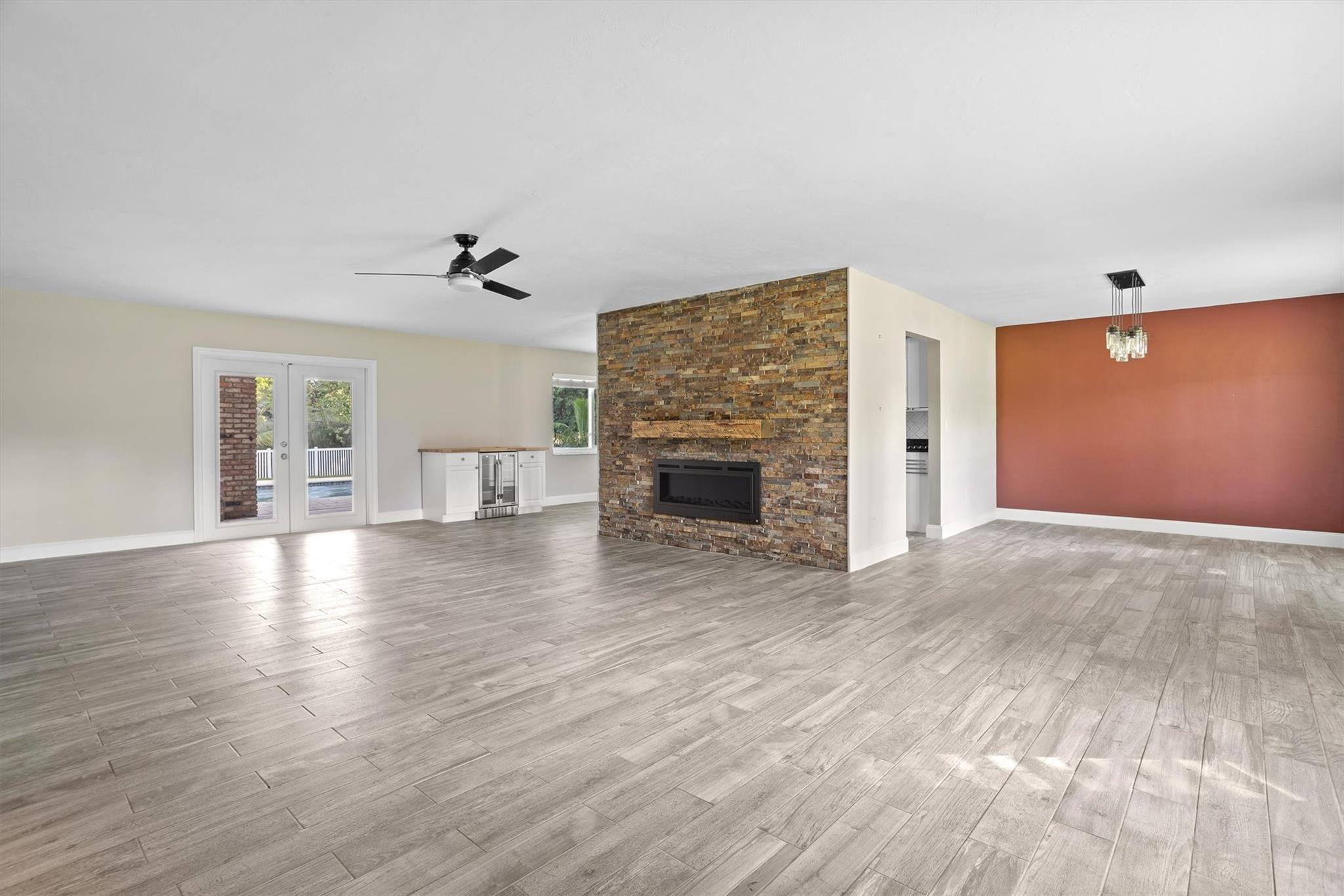 MARTHA BRIGHT FARMS - Residential