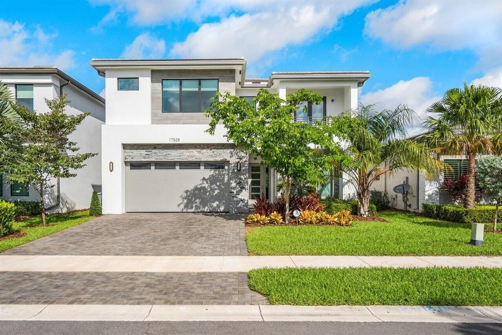 Photo of 17528 Rainstream Road, Boca Raton, FL 33496 (MLS # R10886103)