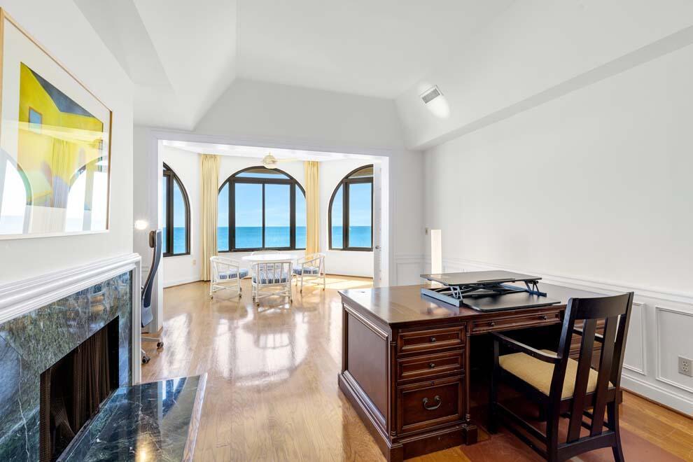 EL CORTIJO CONDO - Residential