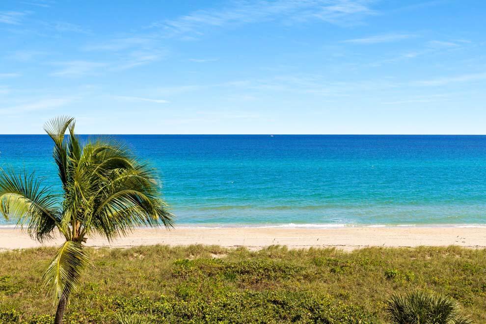 EL CORTIJO CONDO - Residential