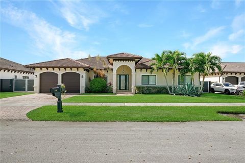 Single Family Residence in Miami FL 12680 91st Ave Ave.jpg