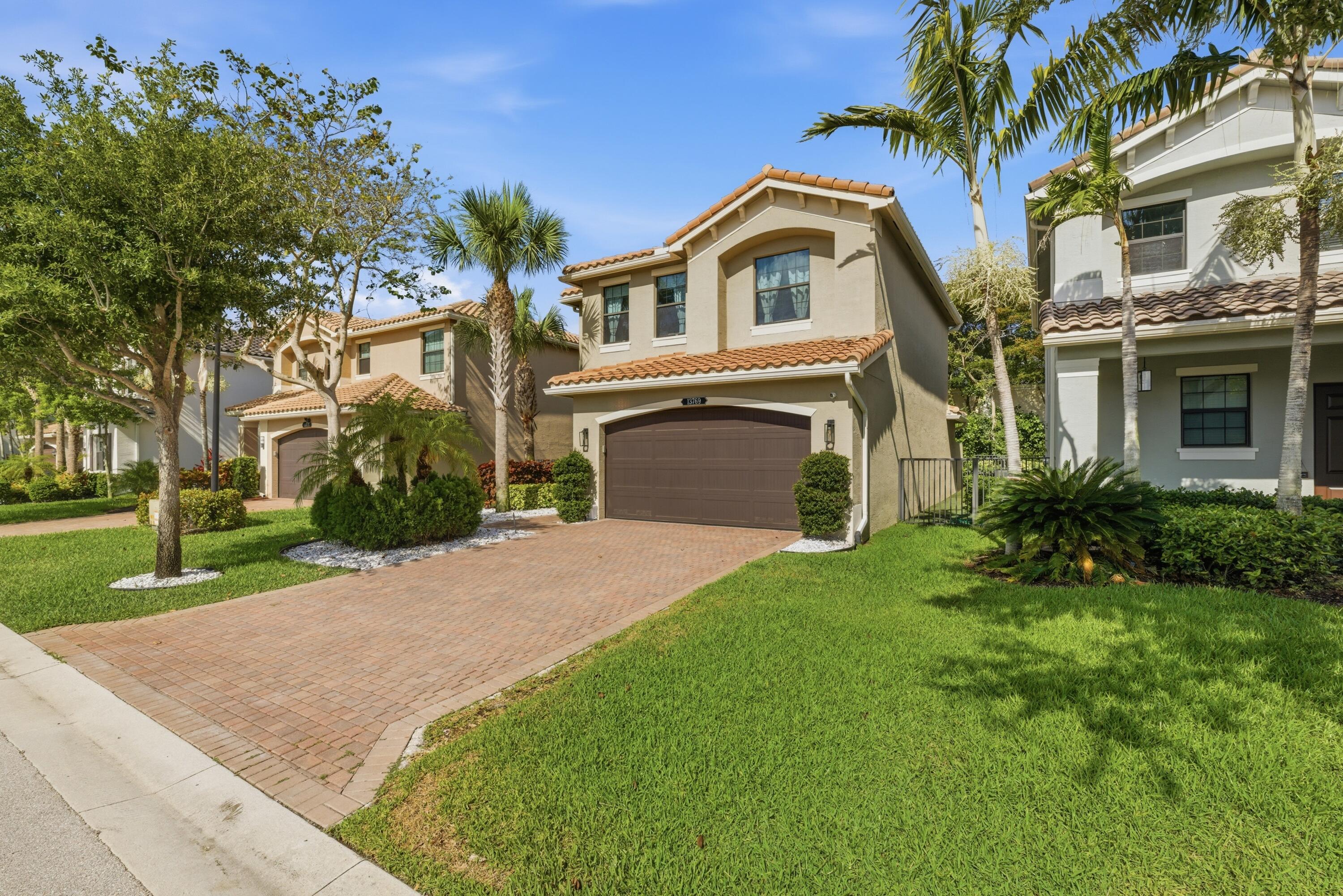 ATLANTIC COMMONS PL 5 - Residential