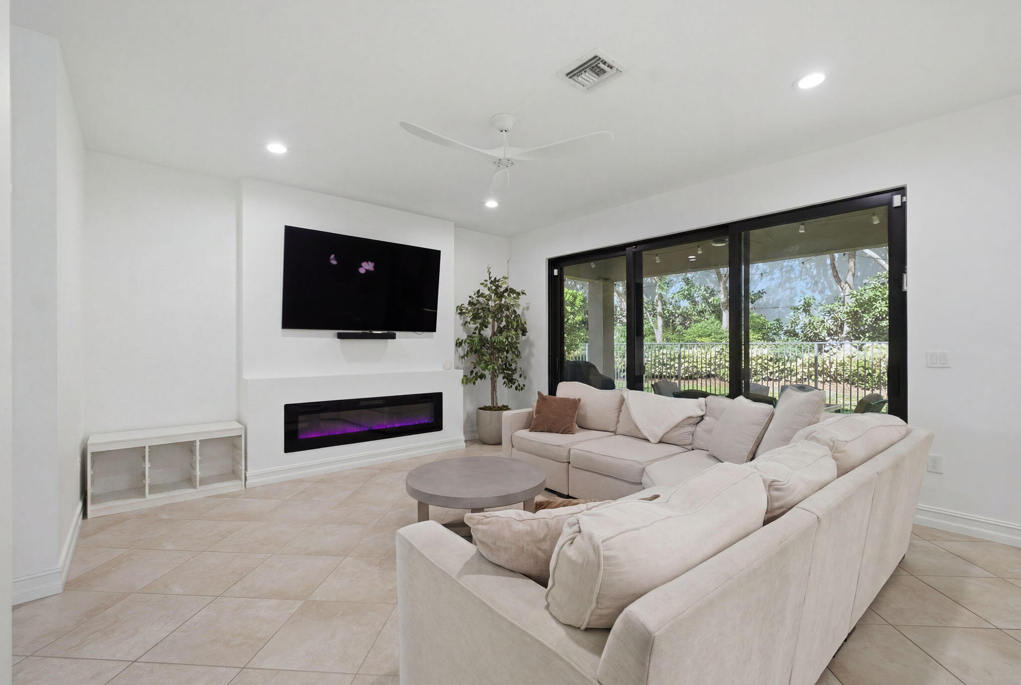 ATLANTIC COMMONS PL 5 - Residential