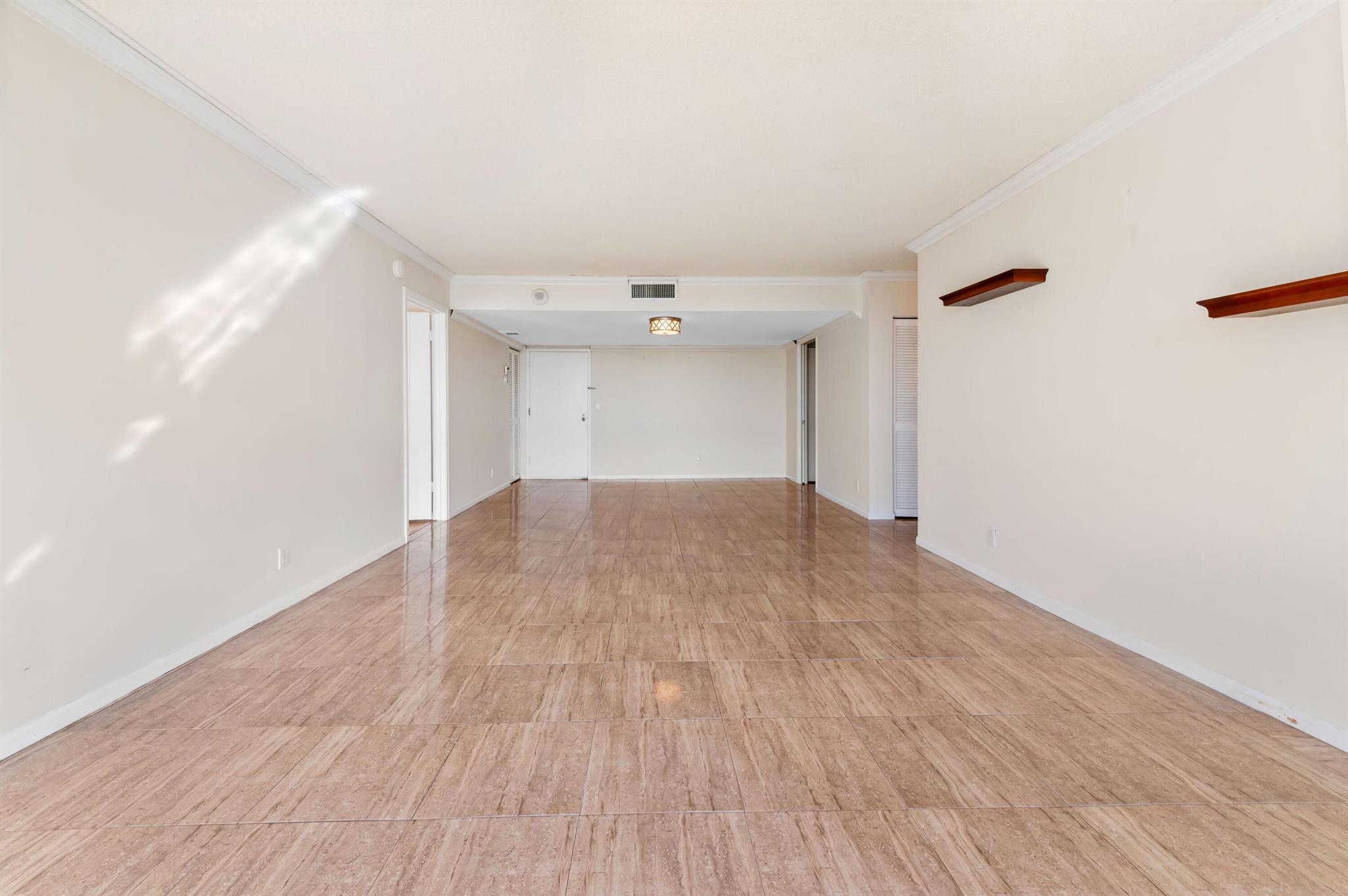 LANDS OF THE PRESIDENT - Residential Lease