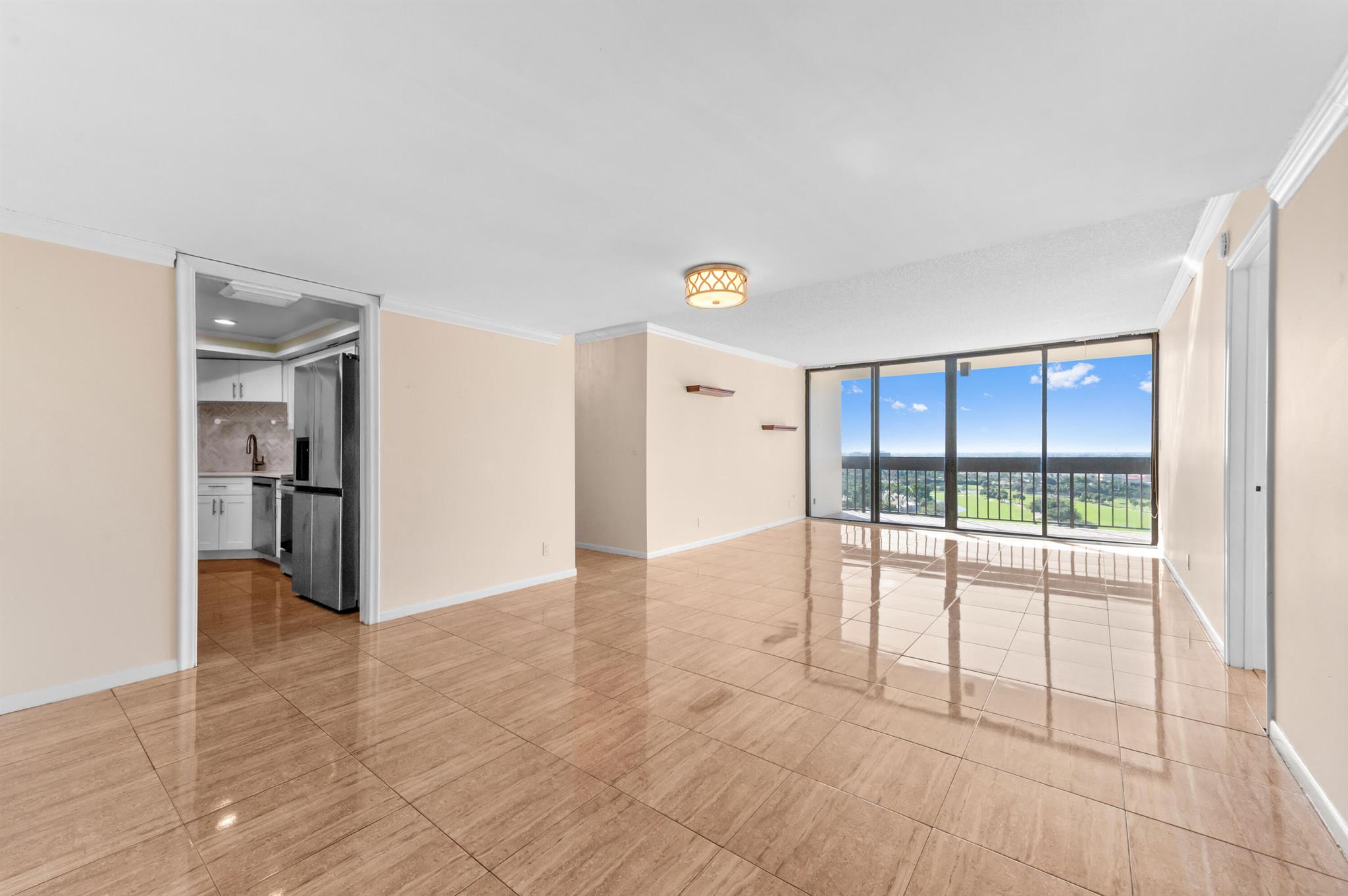 LANDS OF THE PRESIDENT - Residential Lease