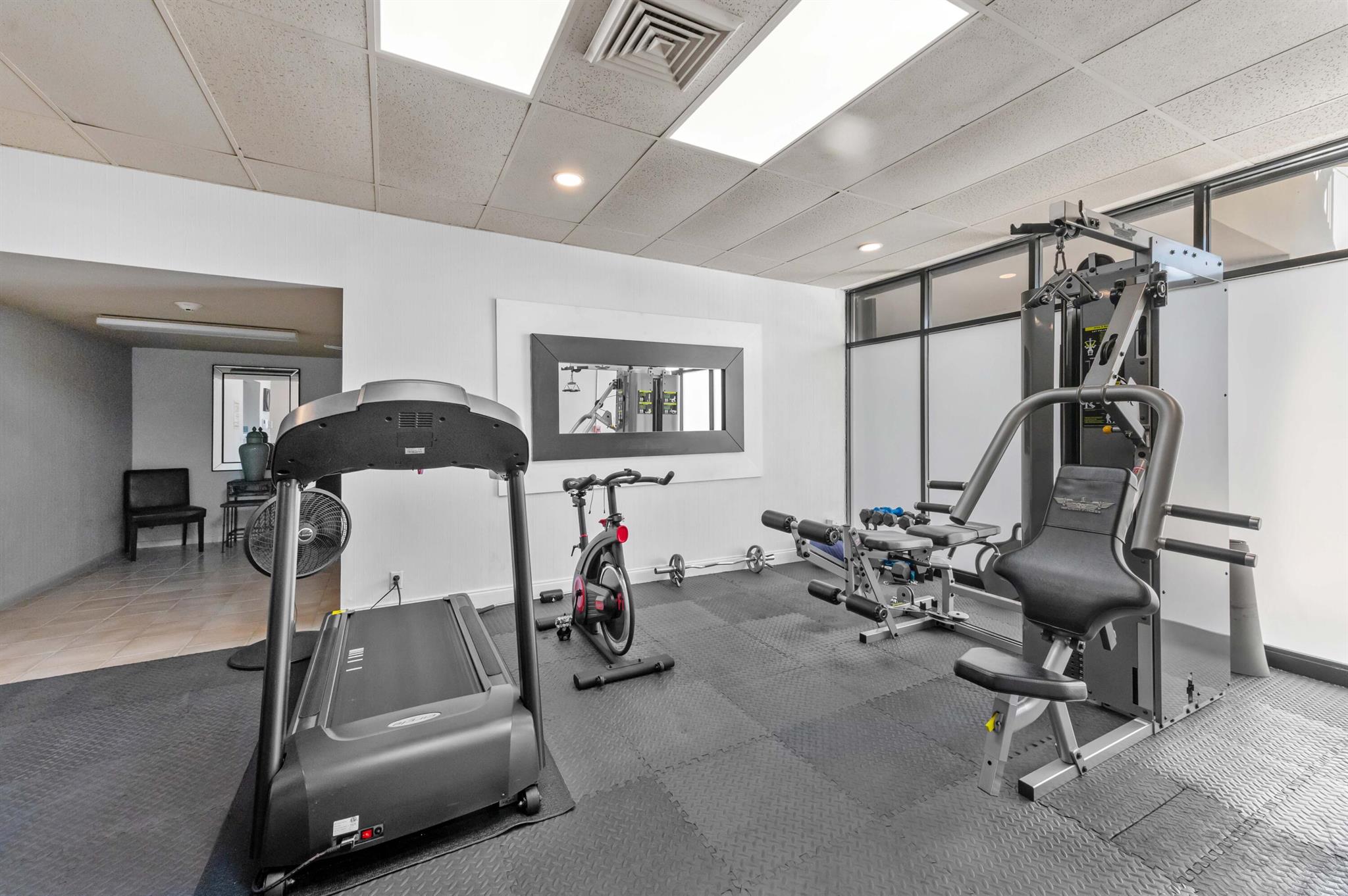 LANDS OF THE PRESIDENT - Residential Lease