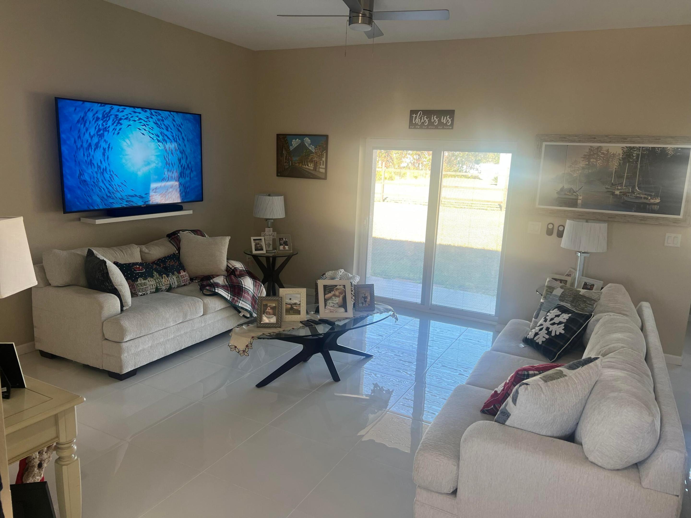 MARION OAKS UNIT 07 - Residential