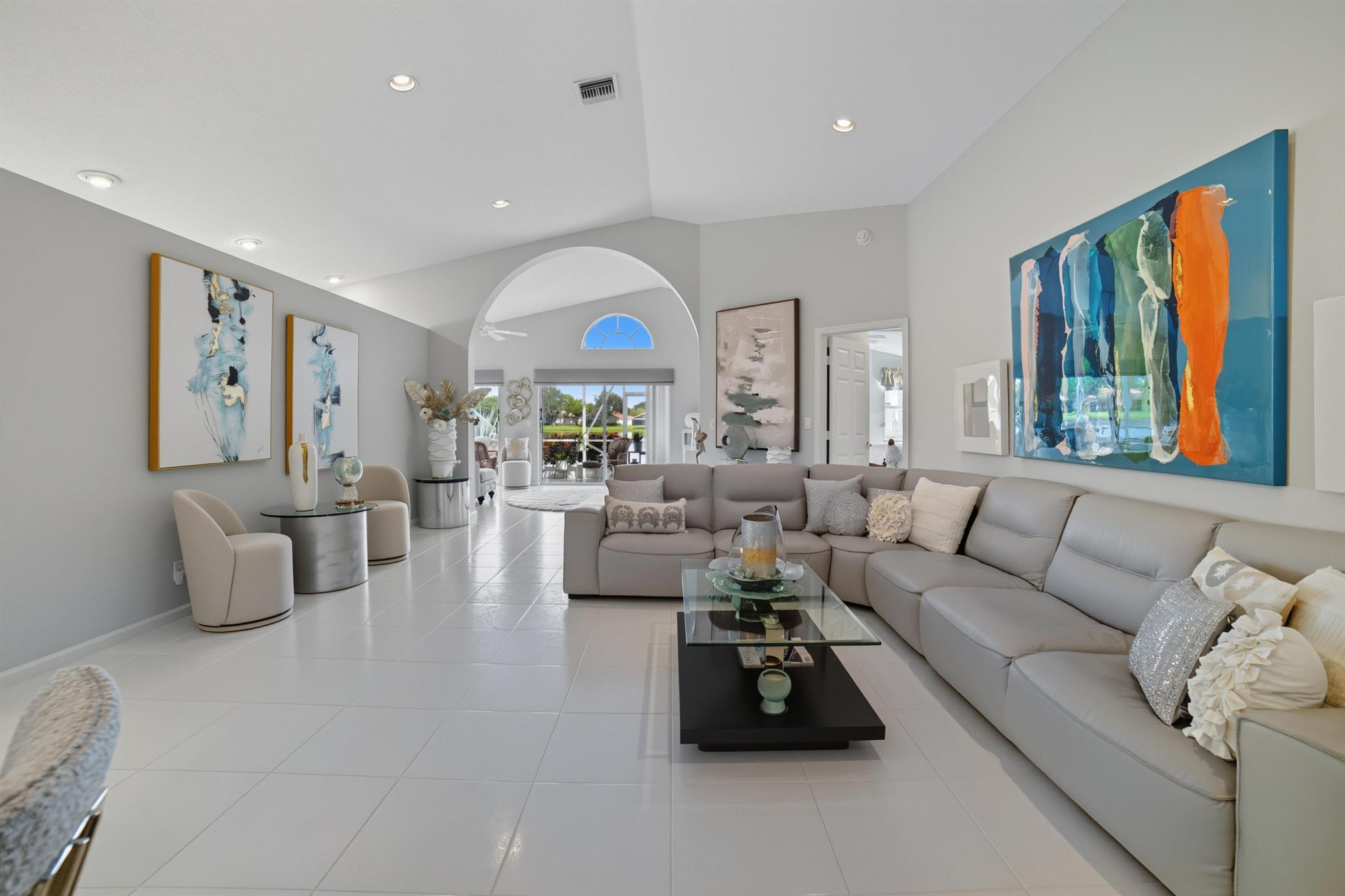 CORAL LAKES IV - Residential Lease