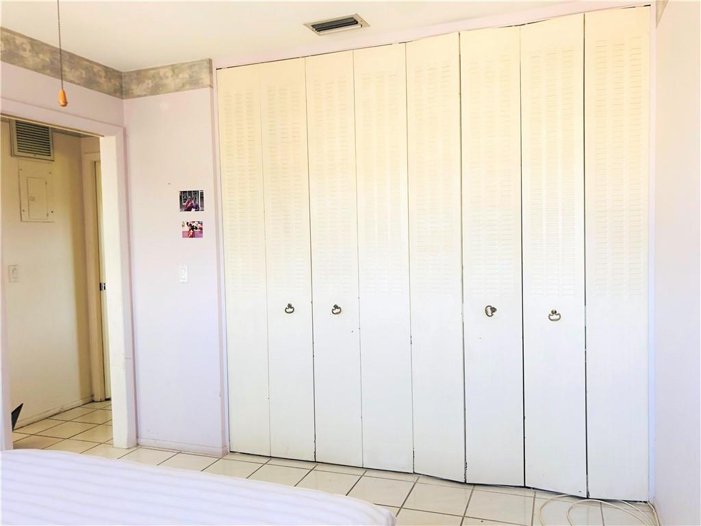 CRESTHAVEN VILLAS NO 7 CO - Residential
