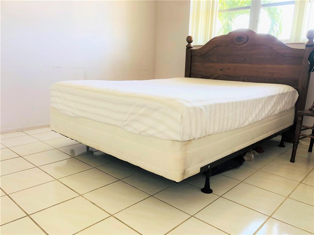 CRESTHAVEN VILLAS NO 7 CO - Residential