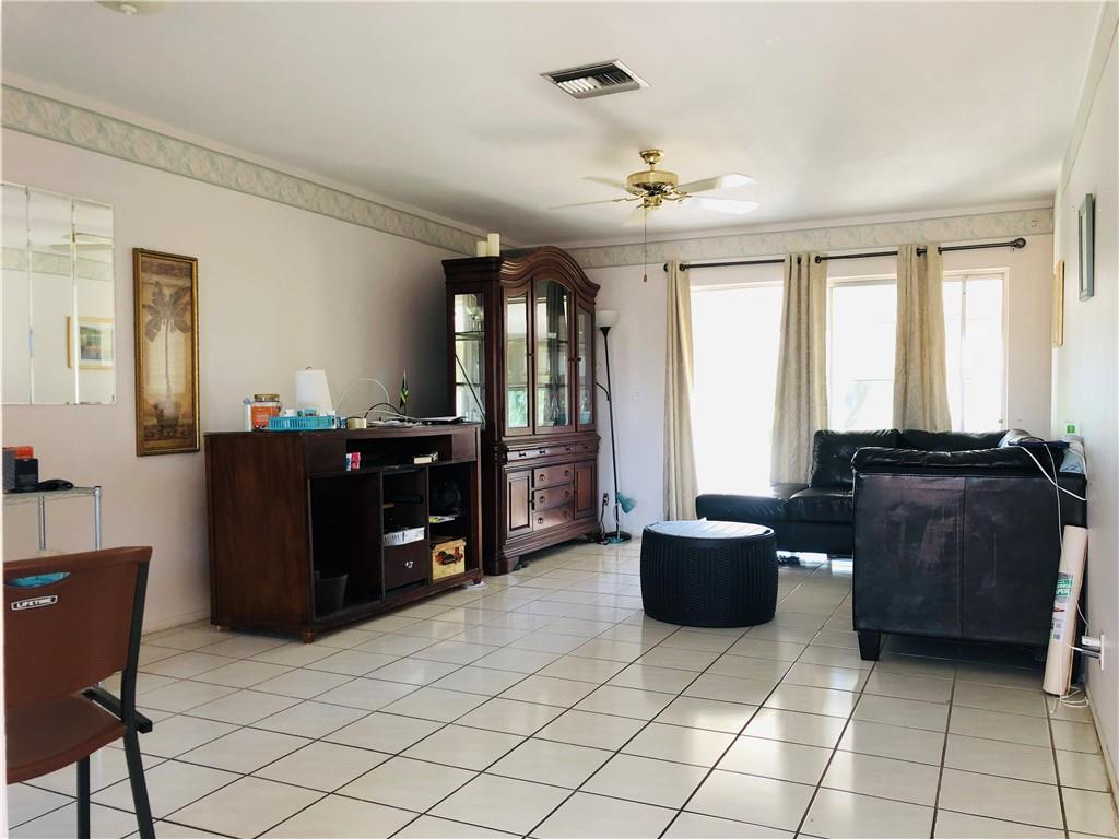 CRESTHAVEN VILLAS NO 7 CO - Residential