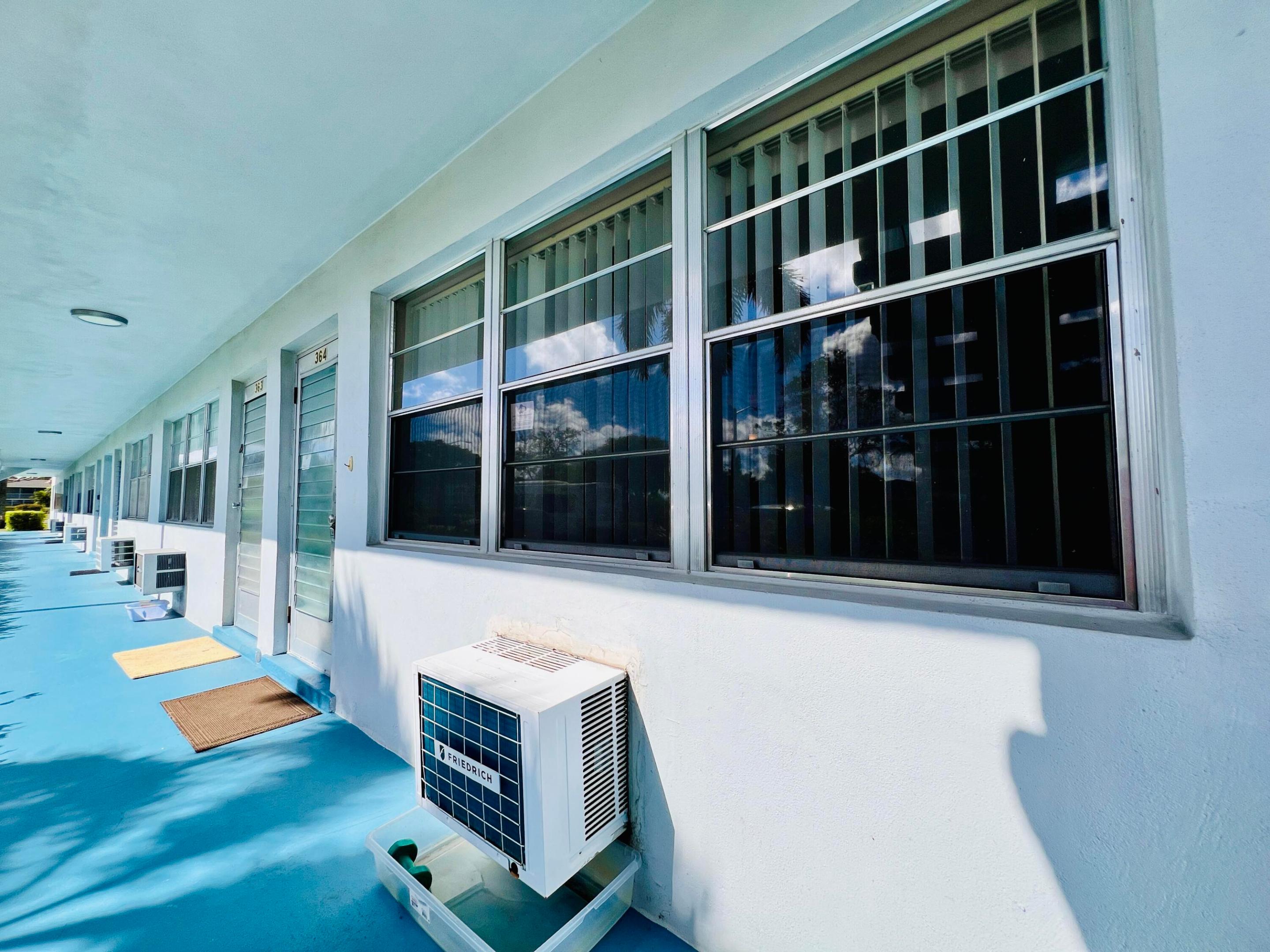 CENTURY VILLAGE - CAMDEN CONDOS - Residential