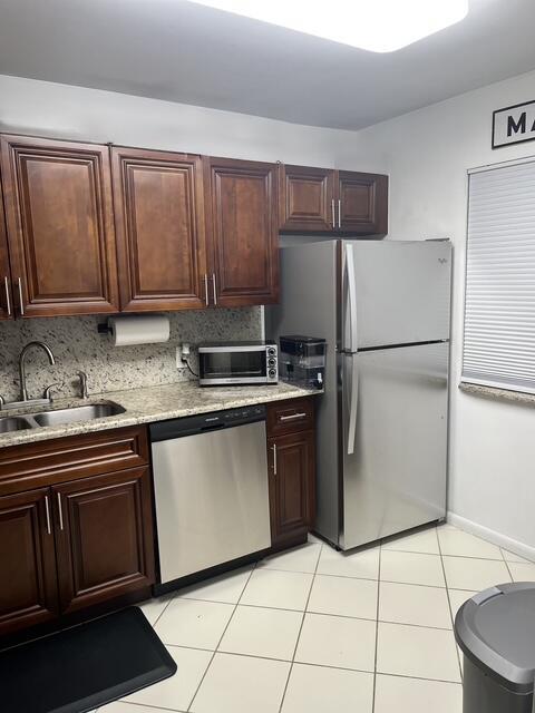 4290 D Este Court 203