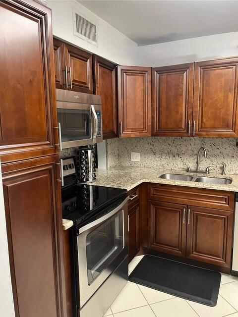4290 D Este Court 203