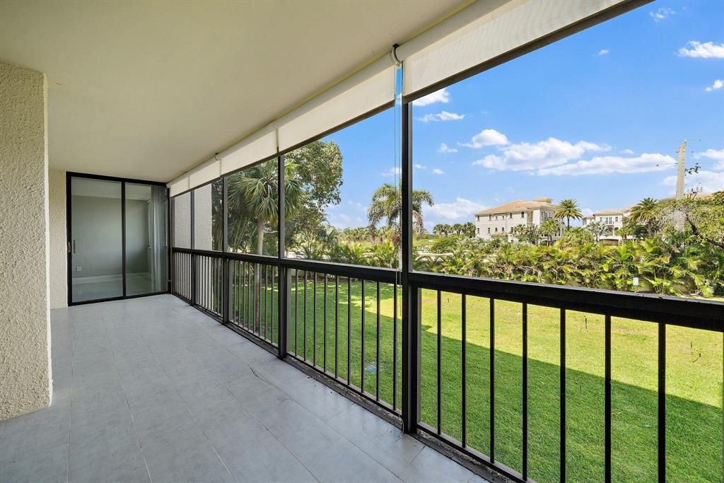 Photo of 1605 S Us Highway 1 #201m1, Jupiter, FL 33477 (MLS # R10744965)