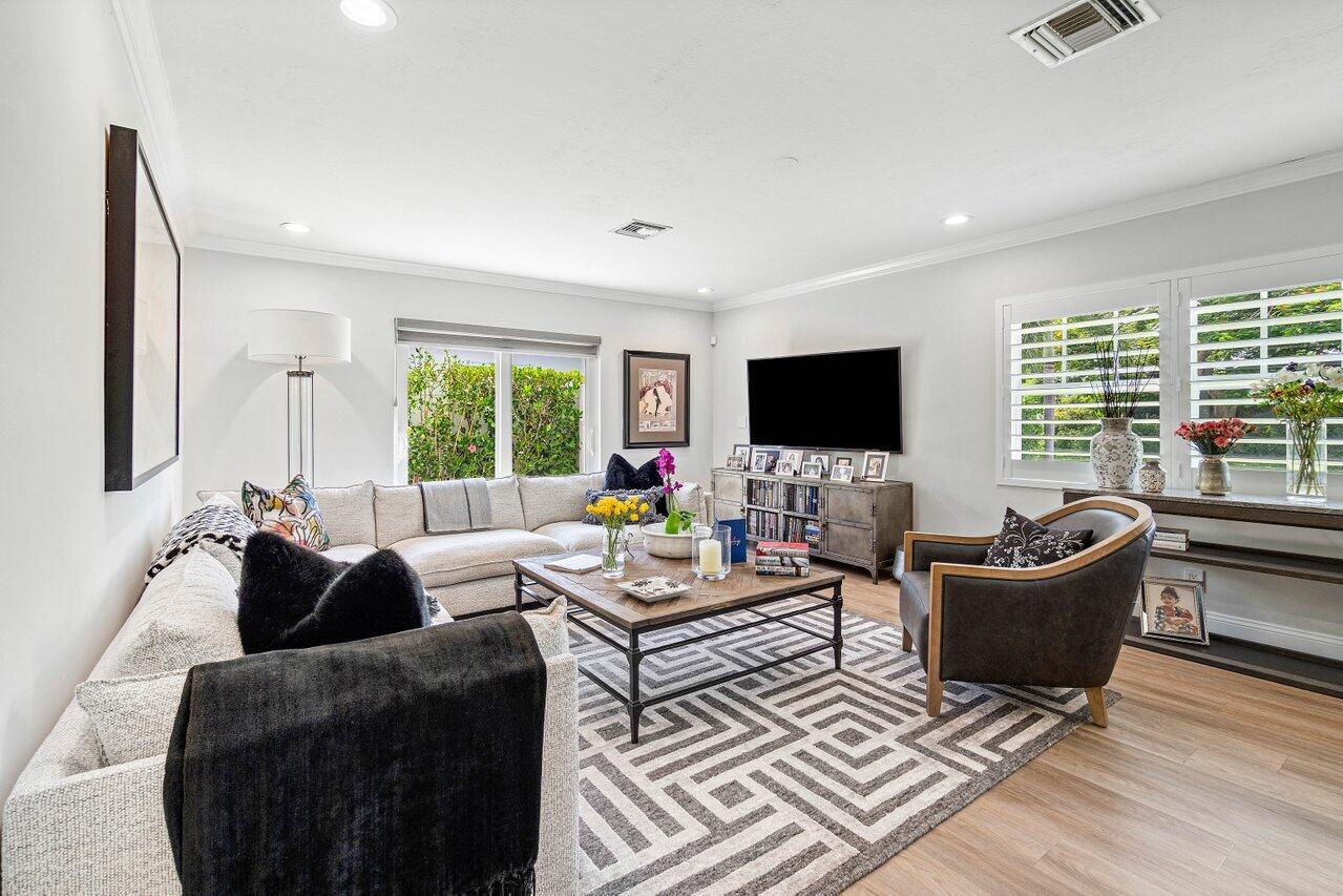 CHEVY CHASE - Residential