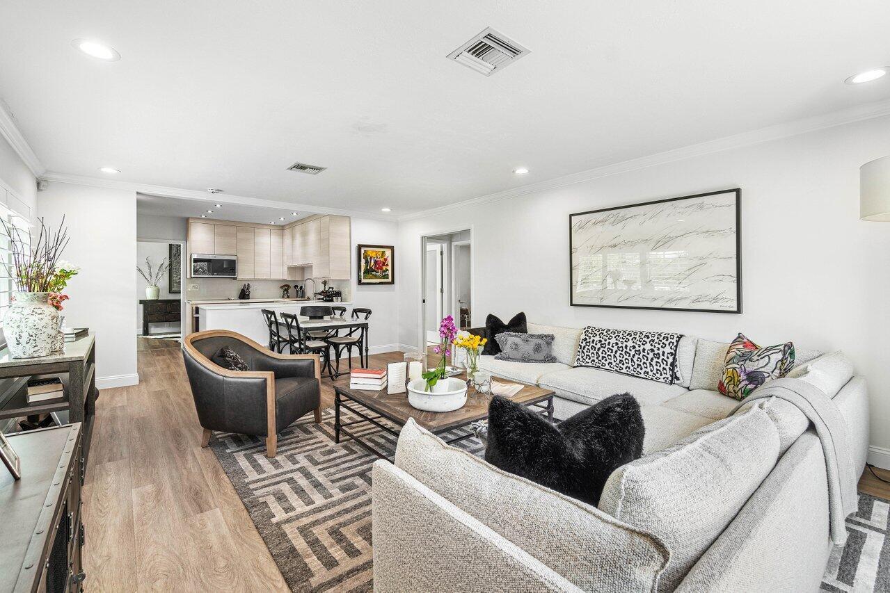 CHEVY CHASE - Residential