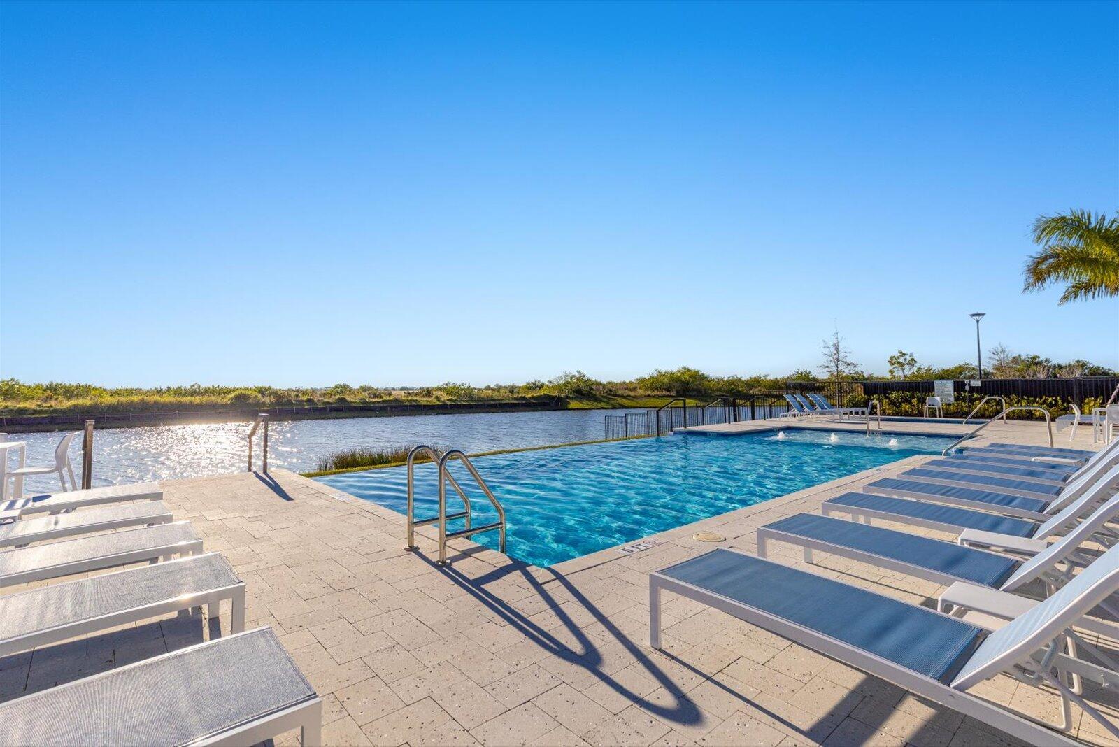 SOUTHERN GROVE PARCEL 28 - Residential