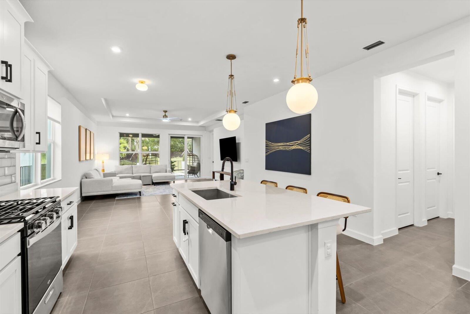 SOUTHERN GROVE PARCEL 28 - Residential