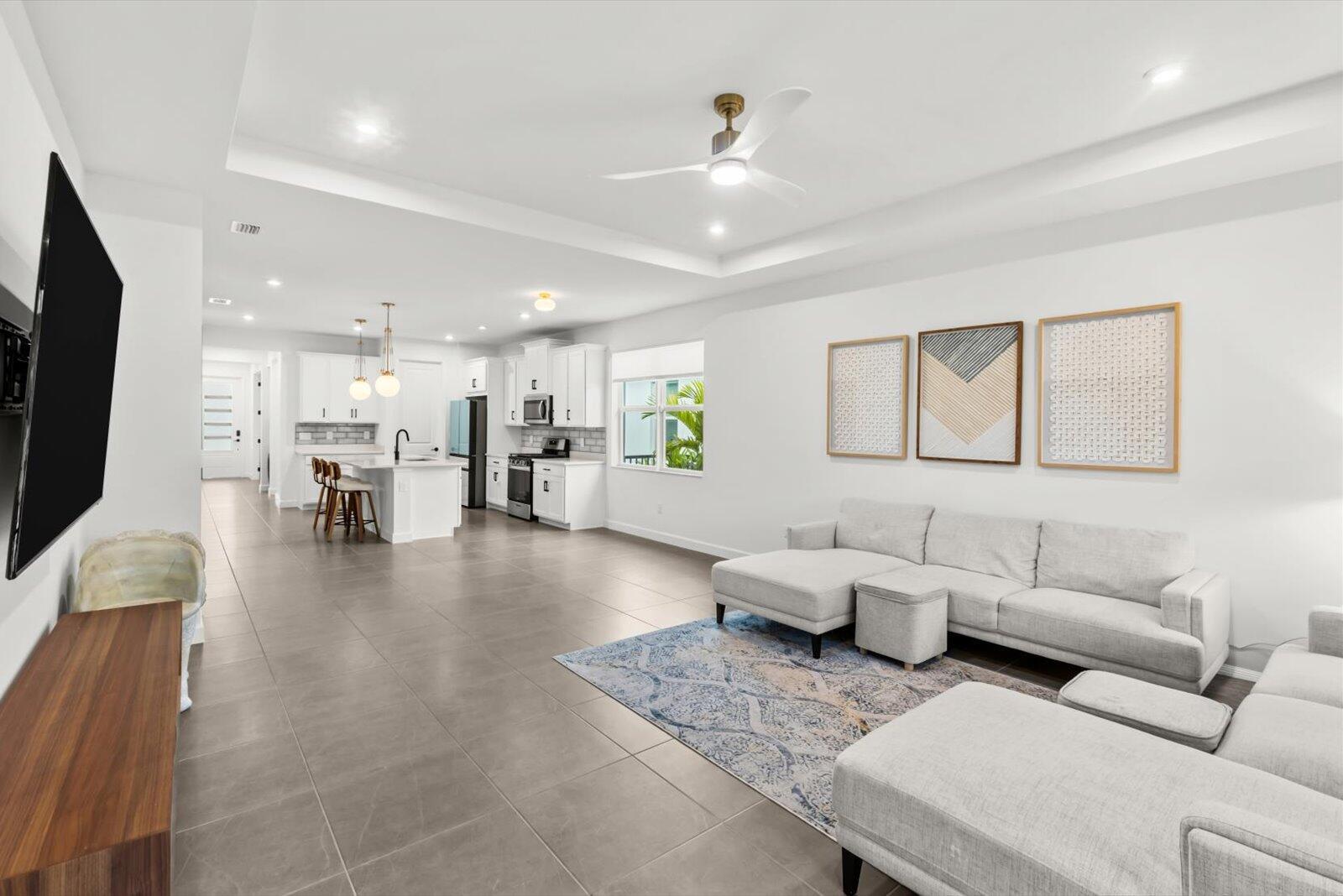 SOUTHERN GROVE PARCEL 28 - Residential