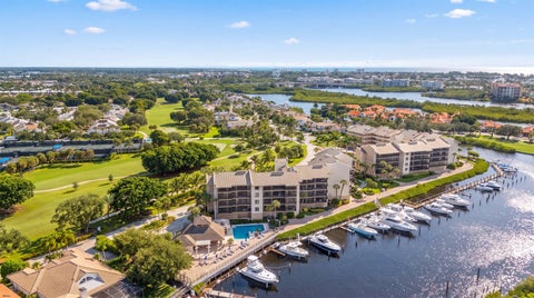 Photo of 16910 BAY Street #E501, Jupiter, FL 33477 (MLS # B26083892)