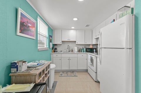 Tiny photo for 520 Monaco K, Delray Beach, FL 33446 (MLS # B26037291)