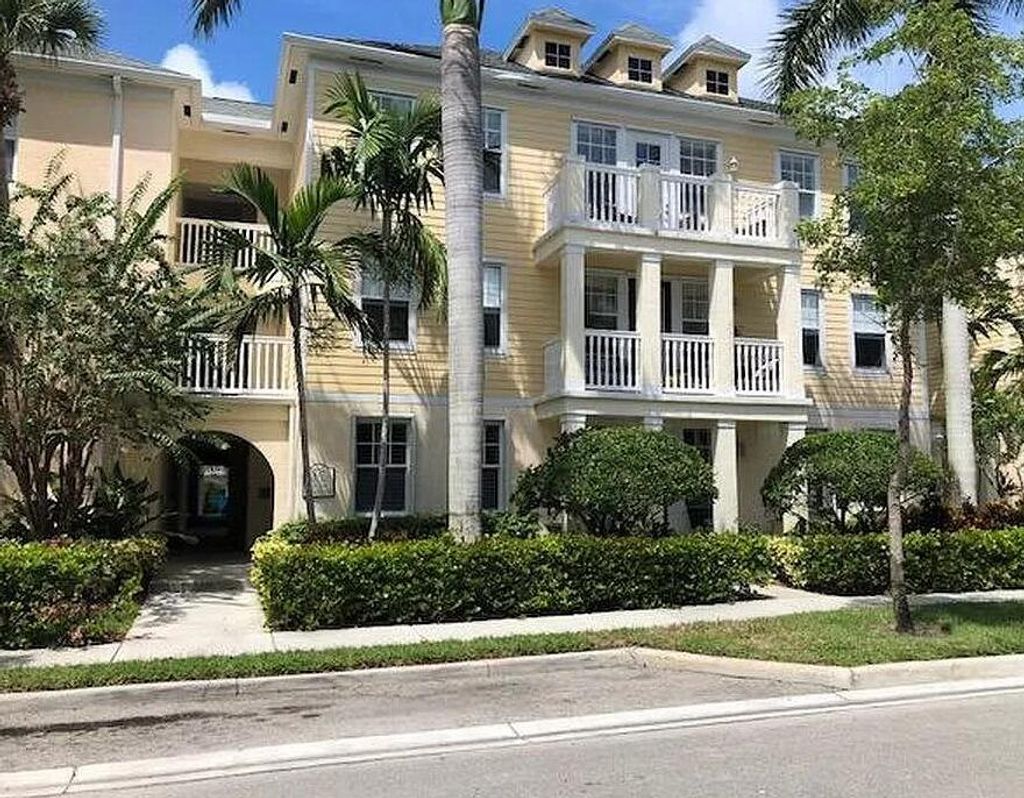 Photo of 276 Murcia Drive #201, Jupiter, FL 33458 (MLS # R10958329)