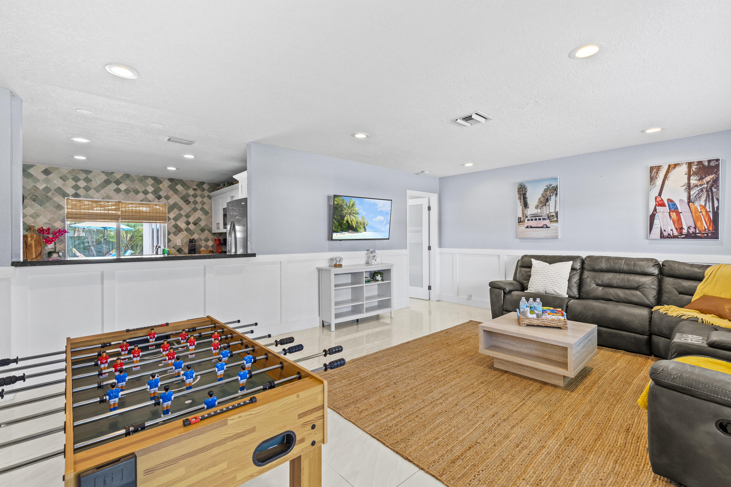 1422 COOLIDGE Street none