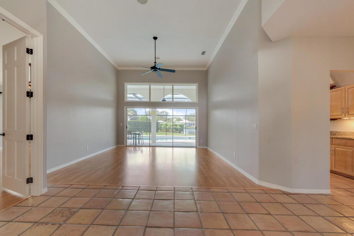 8120 SE Waterway Drive