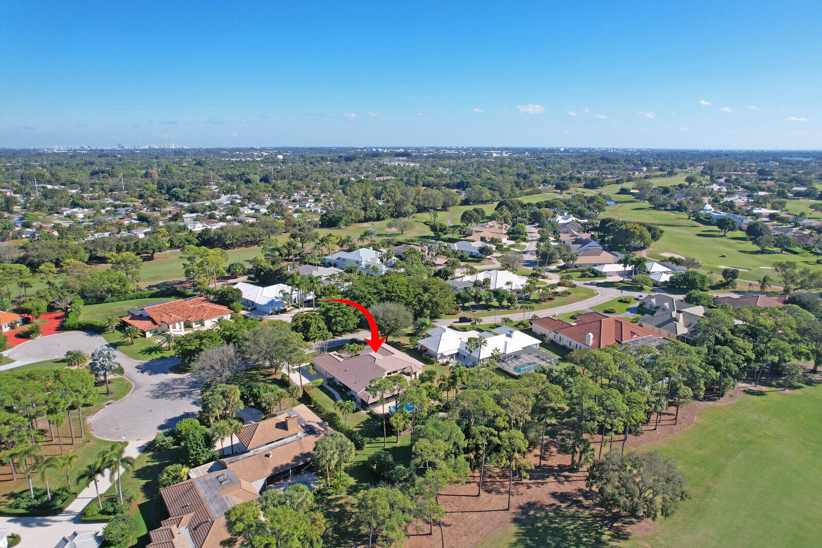 208 Turnberry Court S