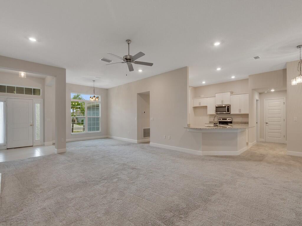 WATERSTONE PHASE THREE - Residential