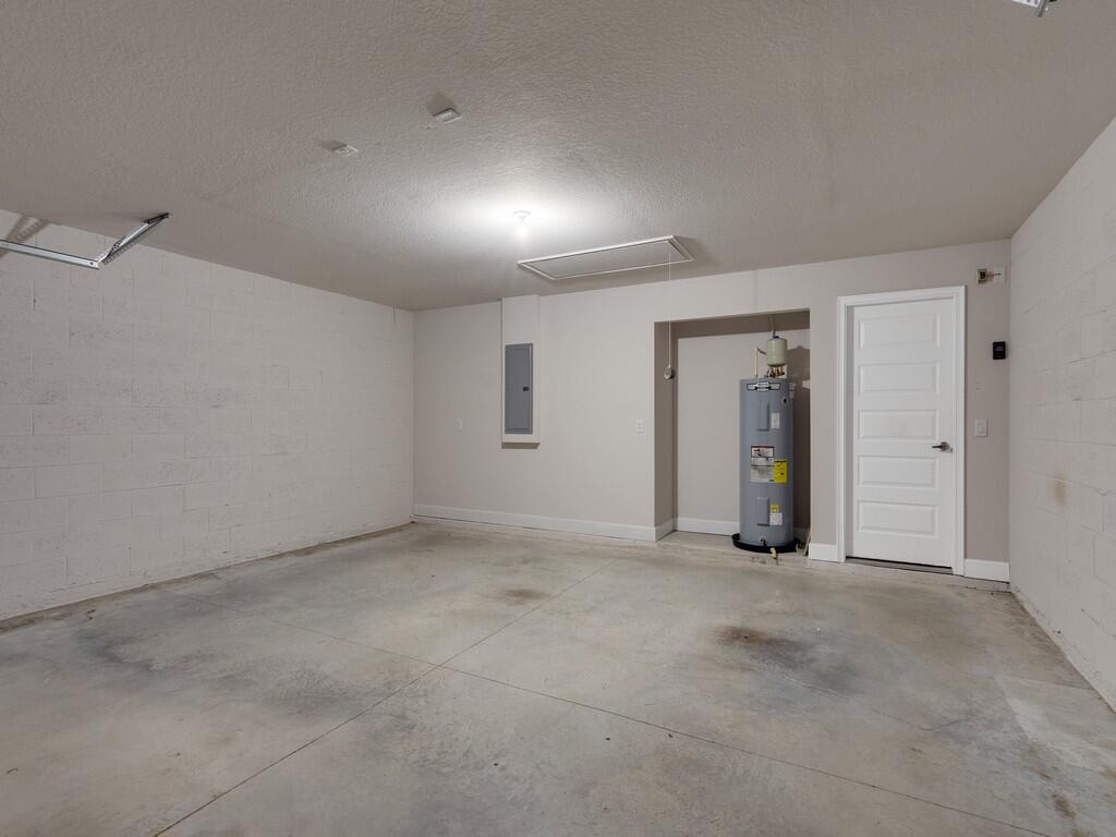 WATERSTONE PHASE THREE - Residential