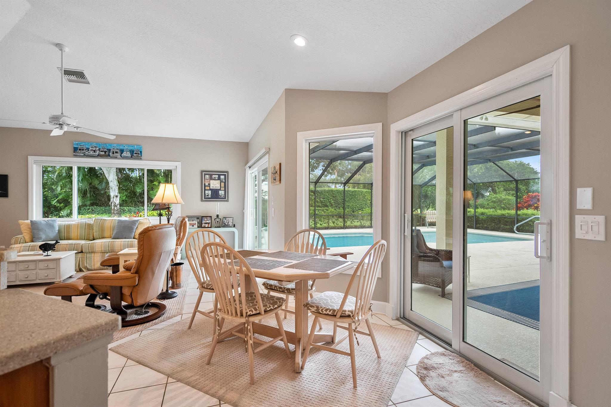 MARINER SANDS - Residential