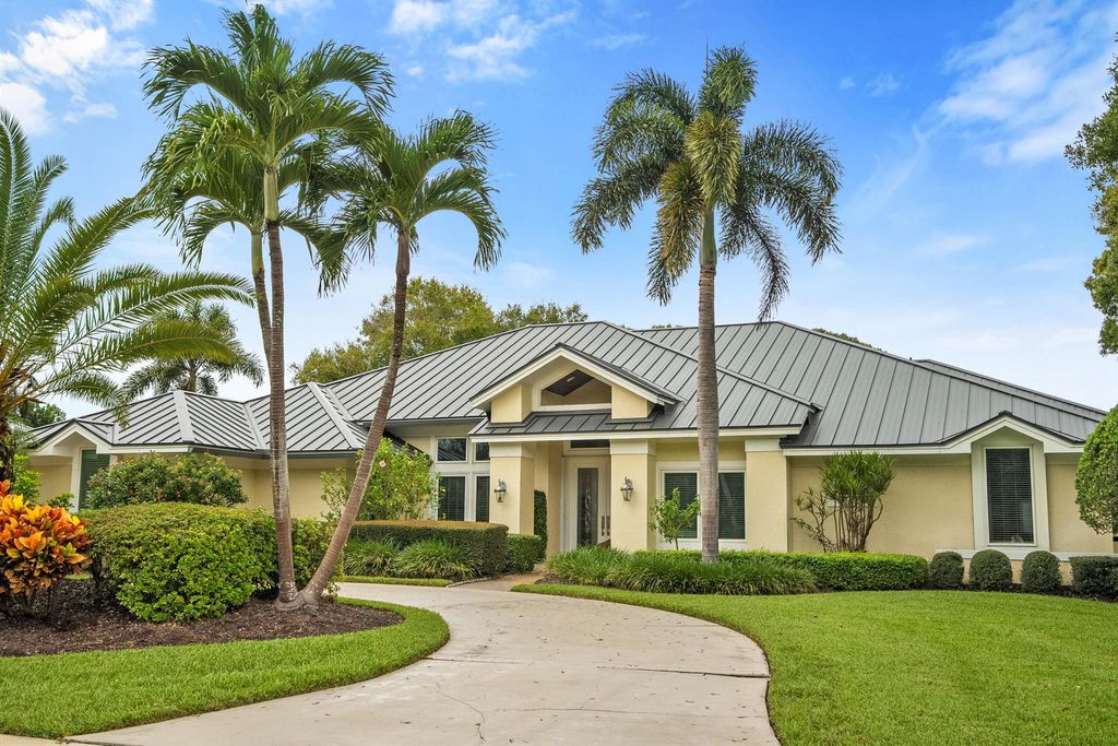 Photo of 6217 SE Baltusrol Terrace, Stuart, FL 34997 (MLS # R11131799)