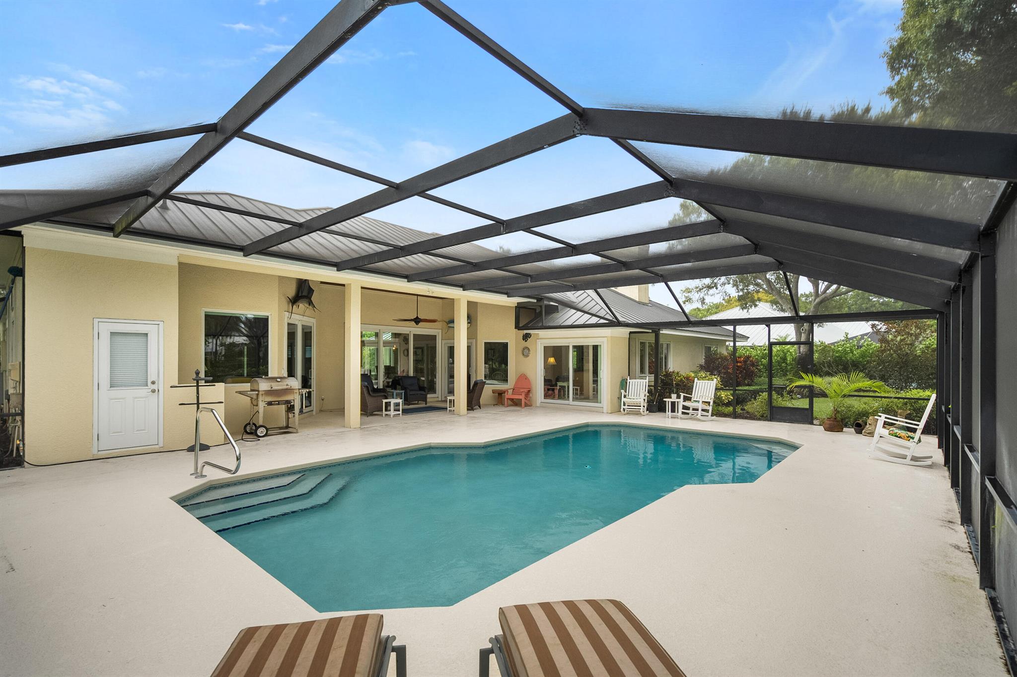 MARINER SANDS - Residential