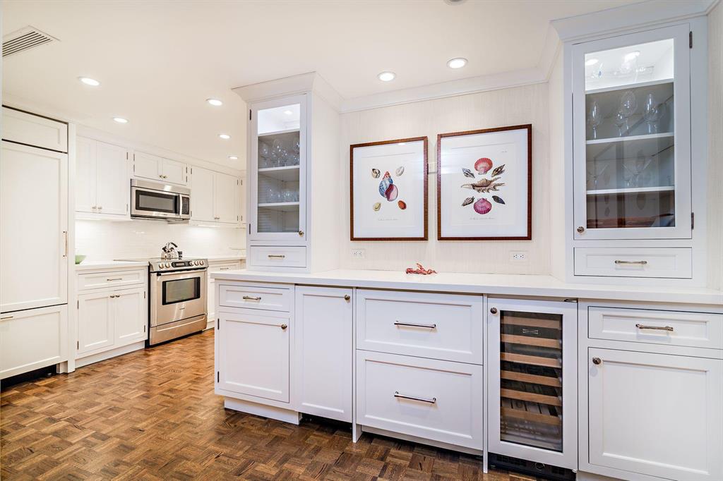 Lowell House - Residential