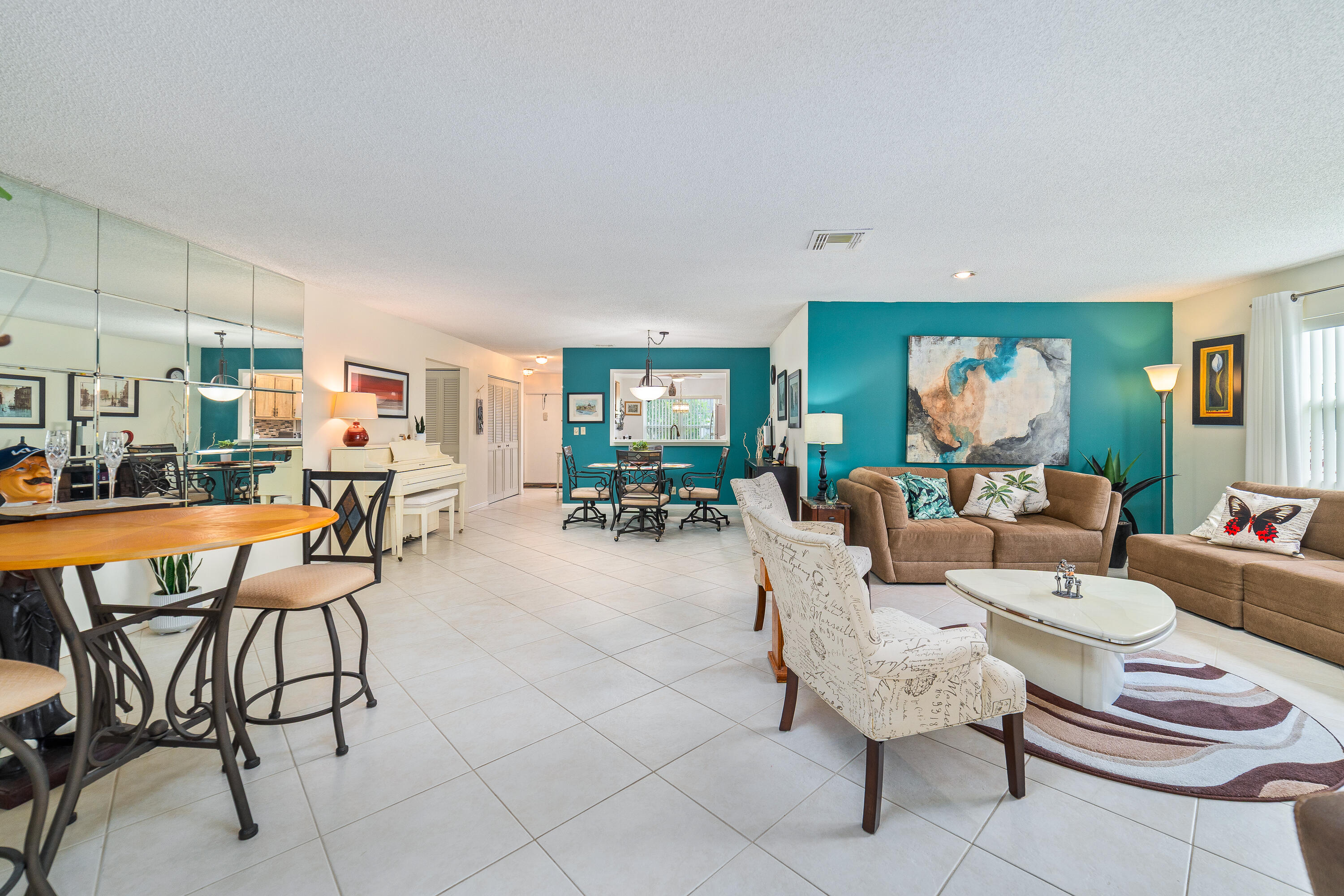 LUCERNE HOMES EAST 1 - Residential