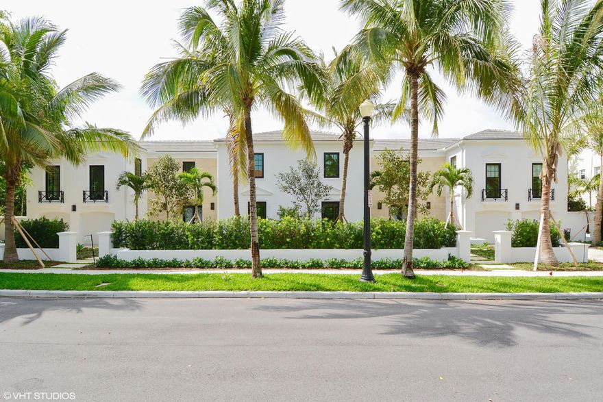 A new level of luxury. 
The most luxurious planned townhomes in Palm Beach. Enjoy absolute perfection from the construction details to the superb in-town location. Bright, light and airy with high ceilings, large windows and over 4,700 square feet - you will have plenty of room to call home. Even a 26’ lap pool!  Full house generator. You will be sure to appreciate the proximity to all that Palm Beach has to offer.