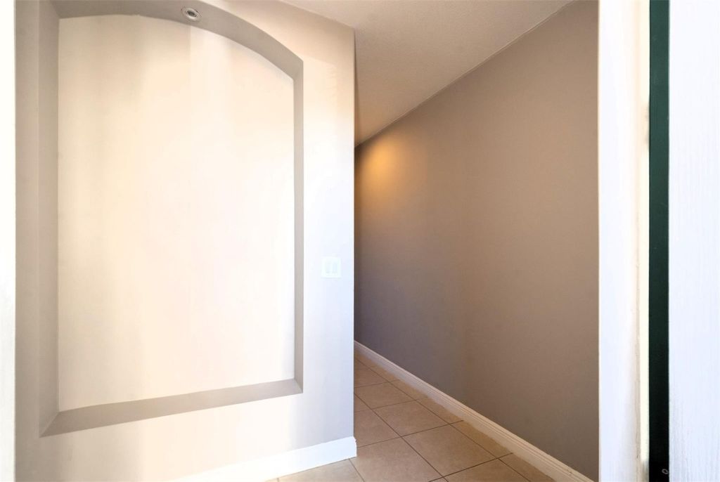 Photo of 1638 SW 33rd Court, Fort Lauderdale, FL 33315 (MLS # F10543272)