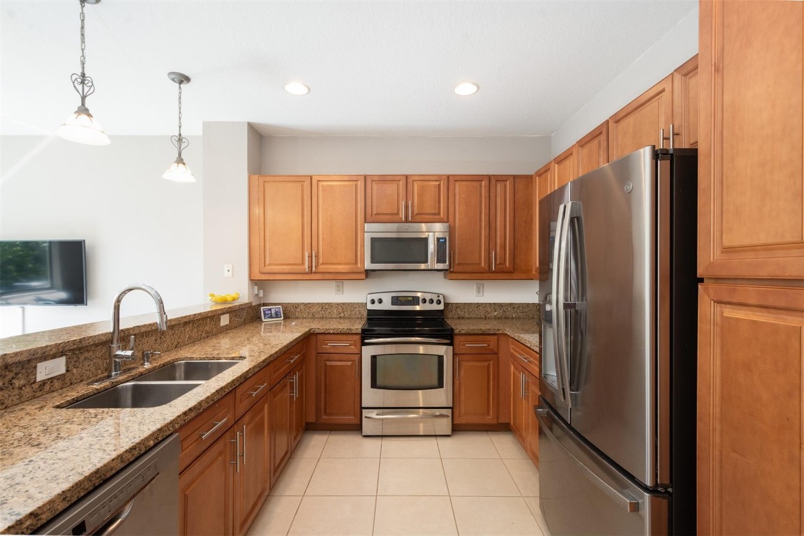 EDGEWOOD LANDINGS - Residential