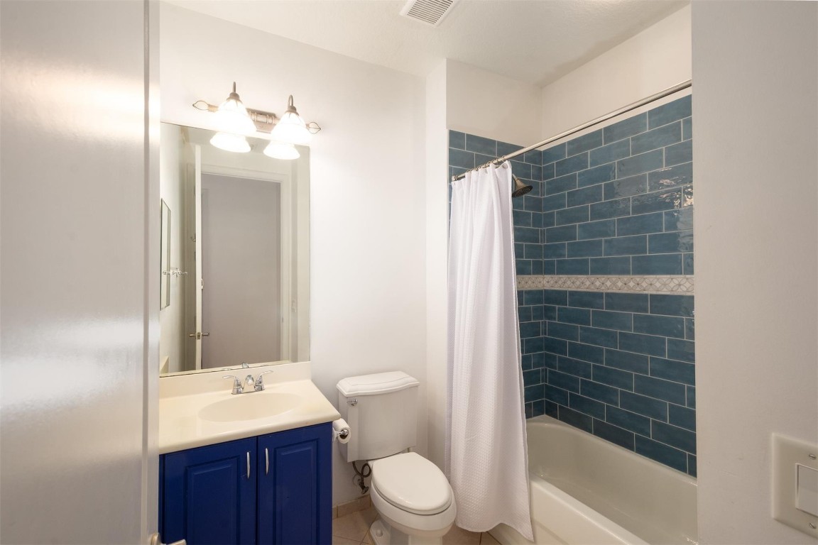 EDGEWOOD LANDINGS - Residential