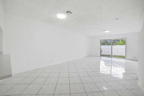 Tiny photo for 8207 Fairway Rd #8207, Sunrise, FL 33351 (MLS # B26031789)