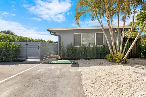 928 NE 23rd Dr, Fort Lauderdale, FL MLS: F10457911