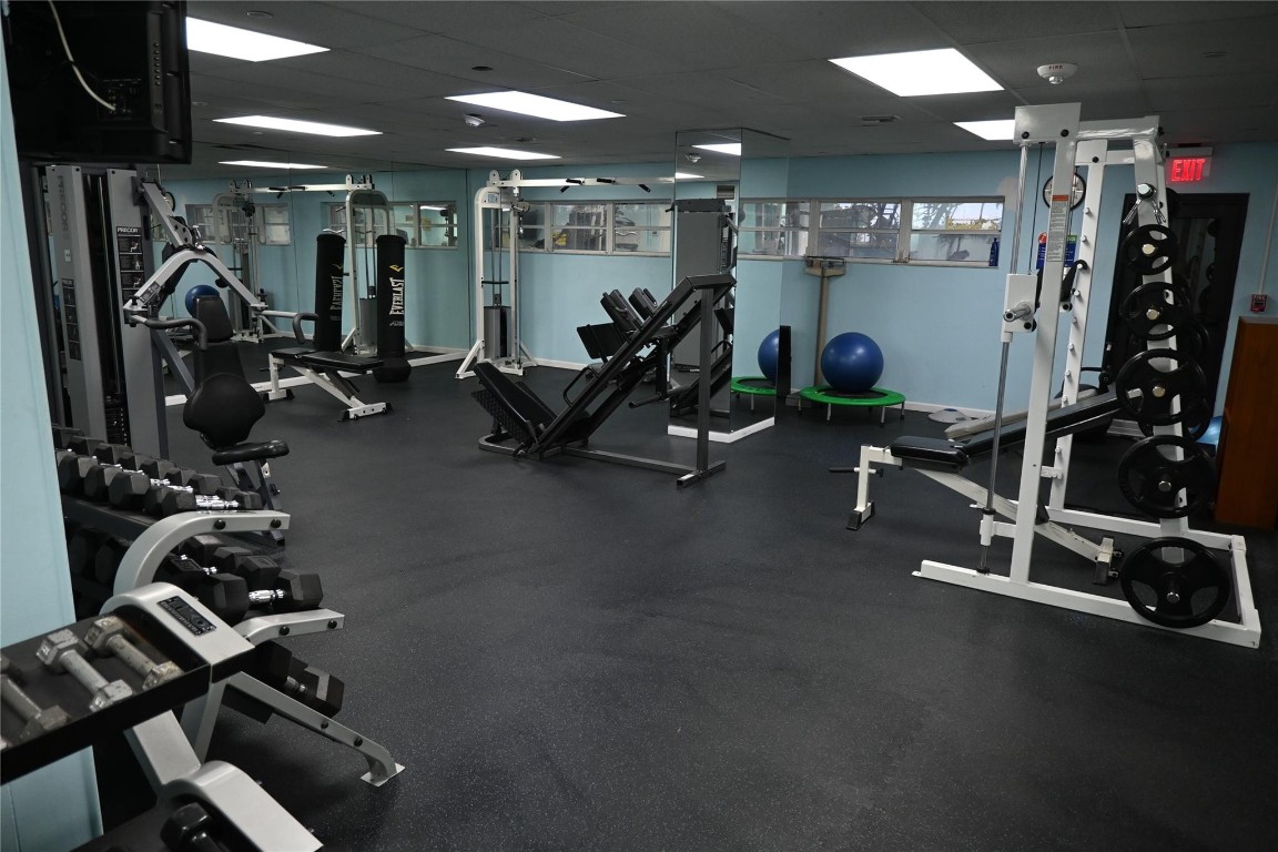 The Hampton Beach Club Co - Residential Lease