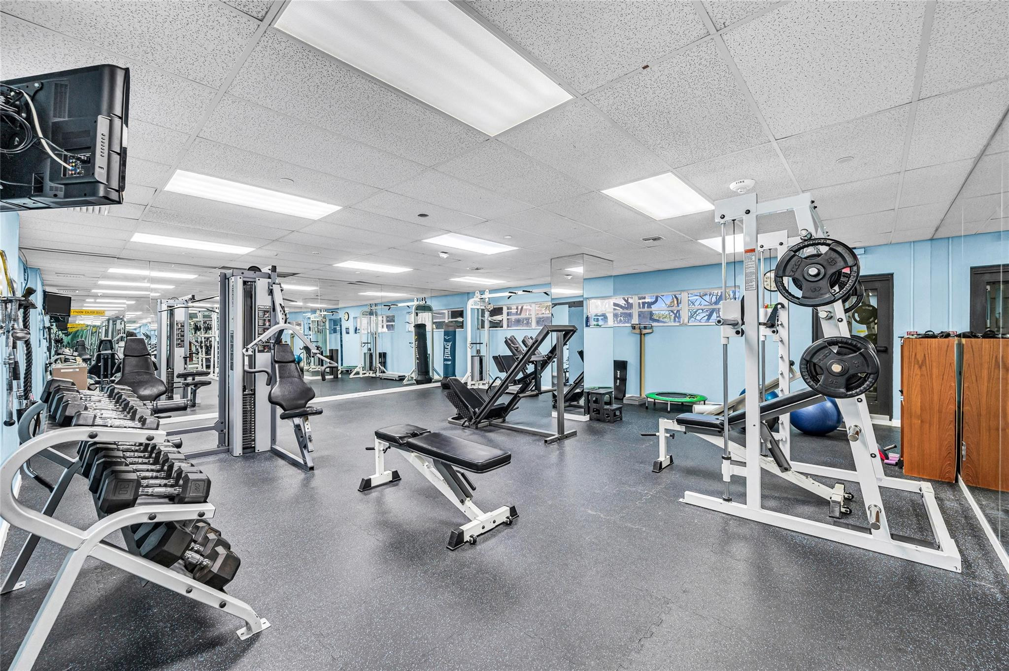 The Hampton Beach Club Co - Residential Lease